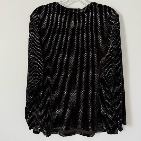 Chagall Black Velvety Sparkle Top 2X Holiday - Picture 3 of 7